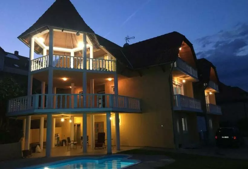 Villa Laar