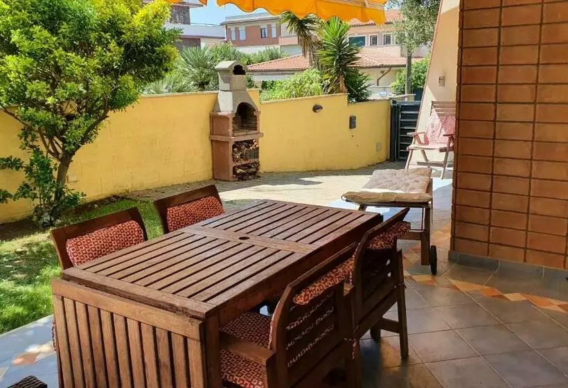 Villino Moderno Con Giardino A 90 Metri Dal Mare