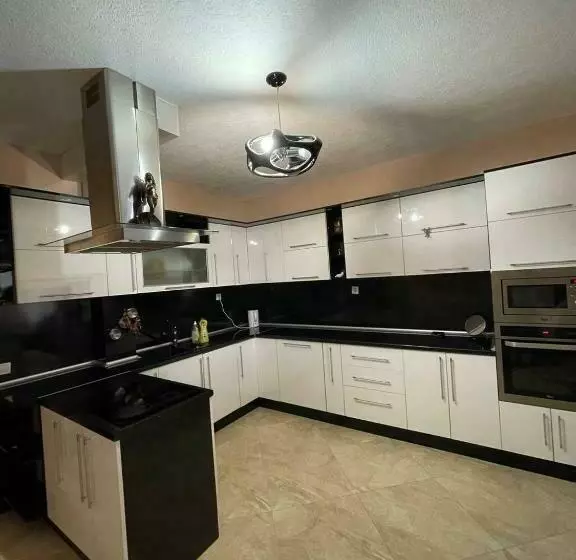 луксозен апартамент в сърцето на сандански