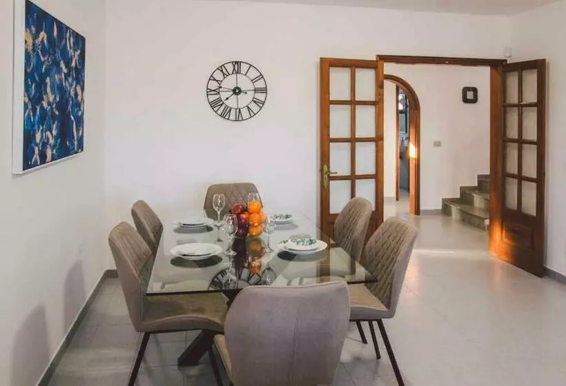Casa Los Arcos