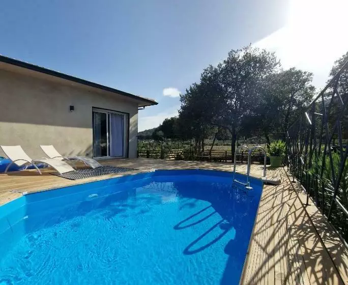 Domaine U Filanciu, Maison Ghjulia Avec Piscine   Centre Corse