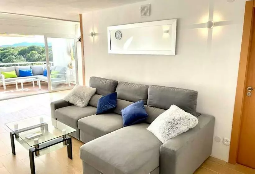 Modern Penthouse With Big Terrace