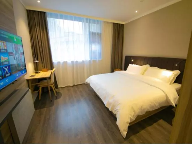 Отель Hanting Premium Zhenjiang Dashikou