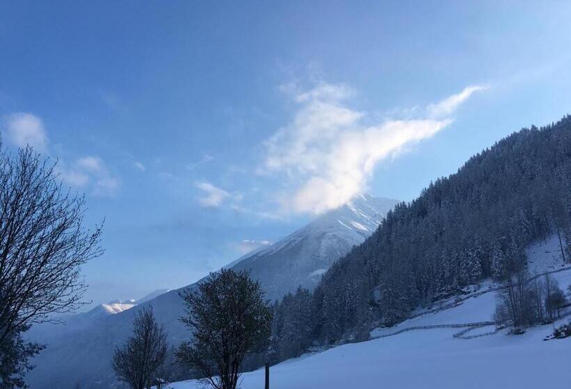 호텔 Burgstein   Alpin & Lifestyle