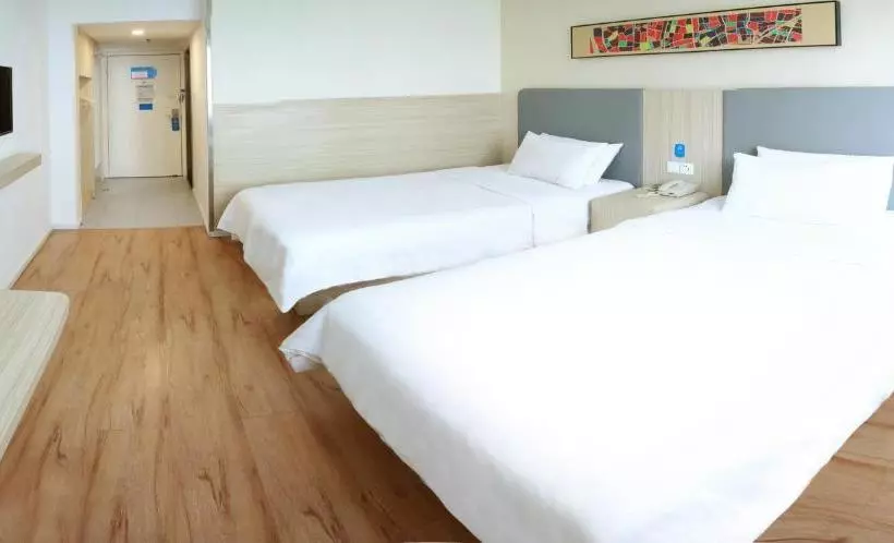 호텔 Hanting  Hangzhou East Wulin Square