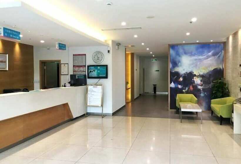 Отель Jinjiang Inn Taicang Shanghai Road