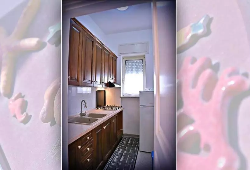 Отель B&b La Perla