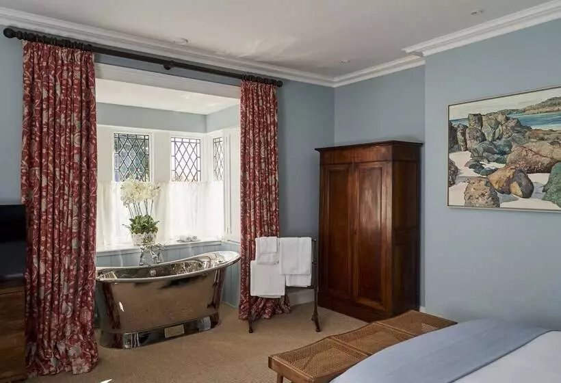 Joivy The South Lodge At Balcarres