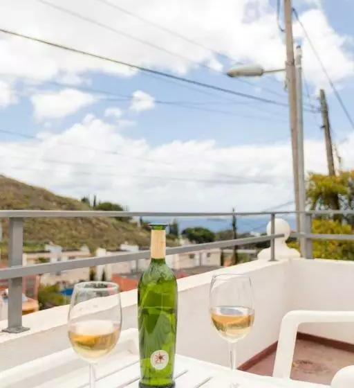 El Rinconcito: Cozy Space In A Seaside Village