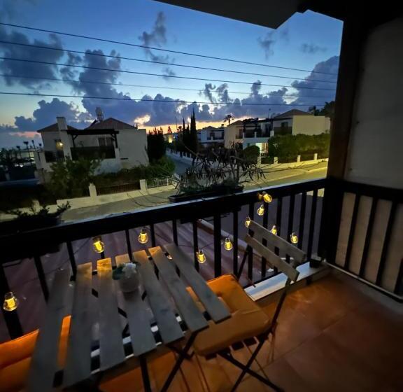 Arya Seaview Apartment In The Heart Of Coral Bay