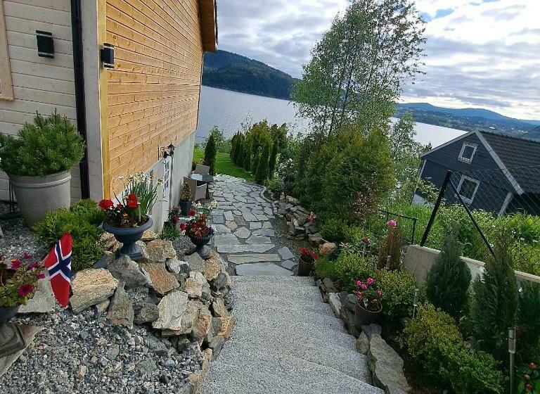 Bergen Sunrise Apartment Self Check In Free Parking