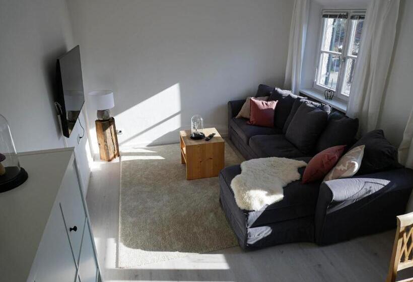 Helles 2 Zimmer Apartment In Ostin Am Tegernsee
