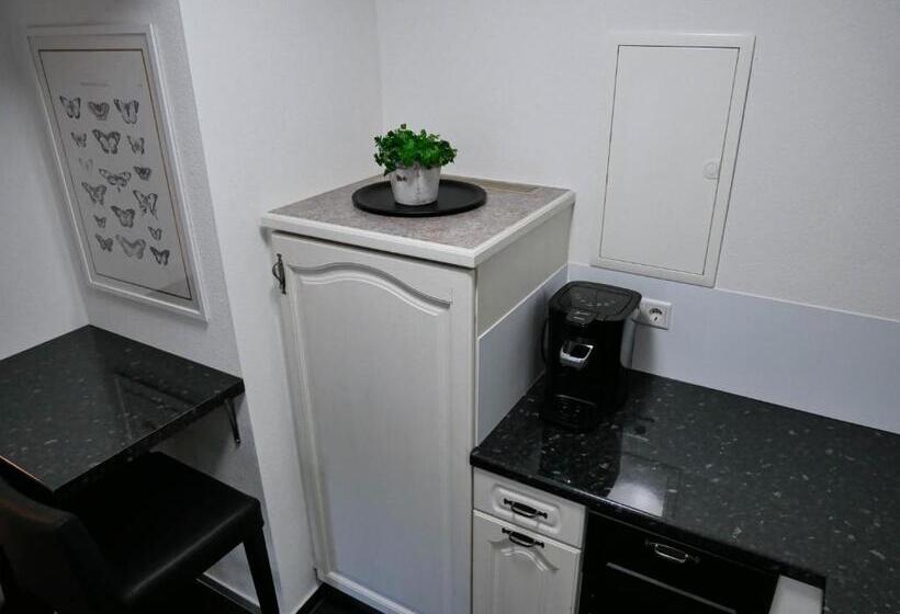 Helles 2 Zimmer Apartment In Ostin Am Tegernsee