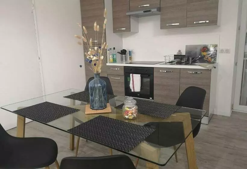 T3 Avec Salle De Bain Privative Par Chambre