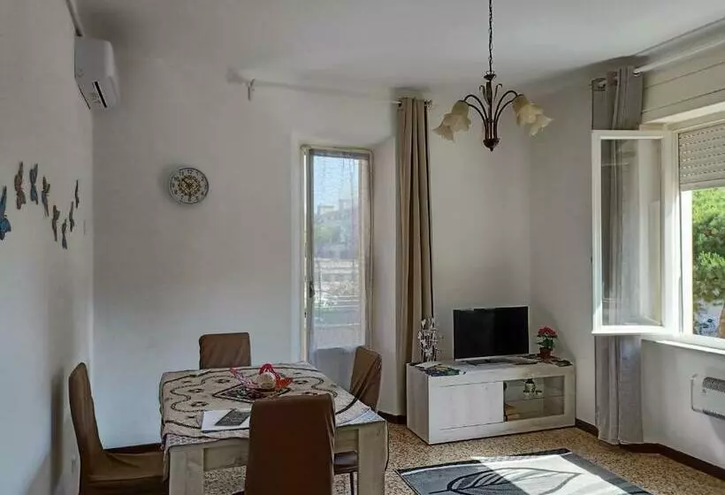 Casa Ilanfra Appartamenti Gabbiano, Farfalla E Stella Marina