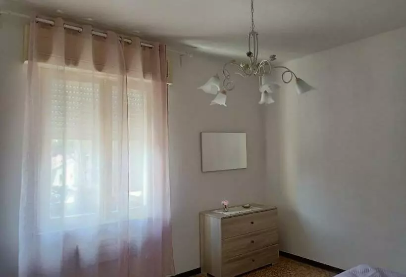Casa Ilanfra Appartamenti Gabbiano, Farfalla E Stella Marina