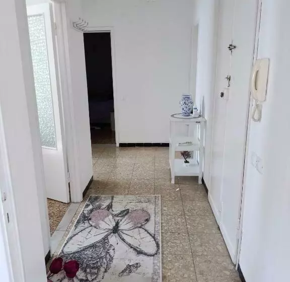Casa Ilanfra Appartamenti Gabbiano, Farfalla E Stella Marina
