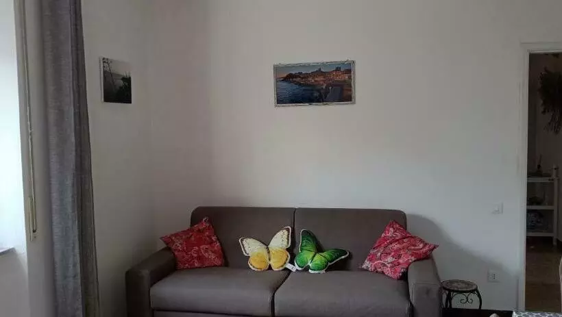 Casa Ilanfra Appartamenti Gabbiano, Farfalla E Stella Marina