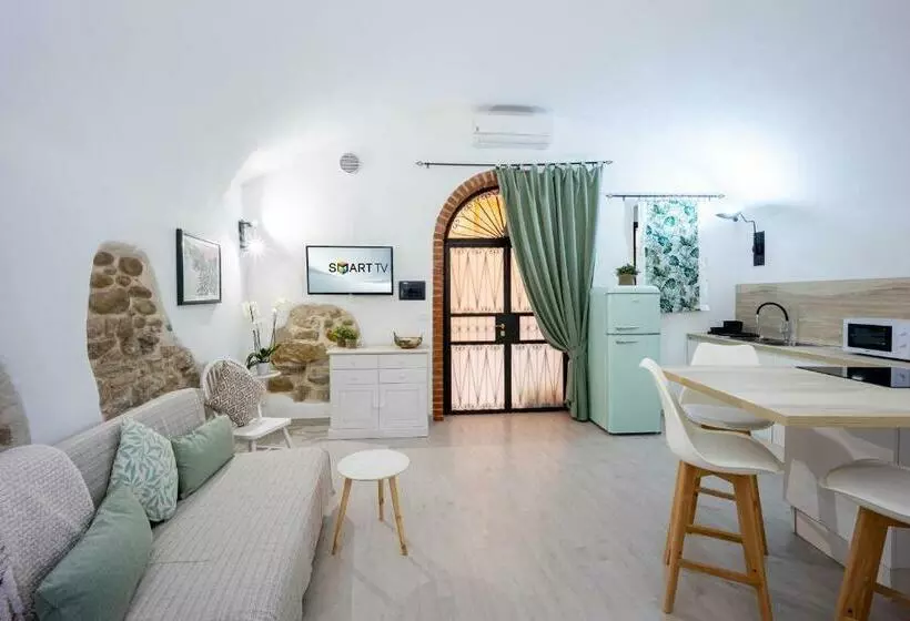 Casinò E Ariston Theatre Studio Apartment