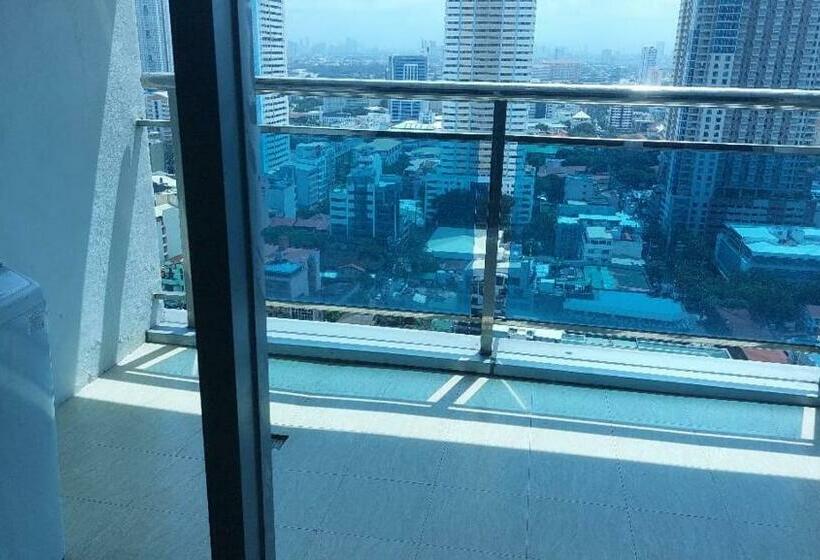 Manila Bay Front Delux Pearl Of The Orient