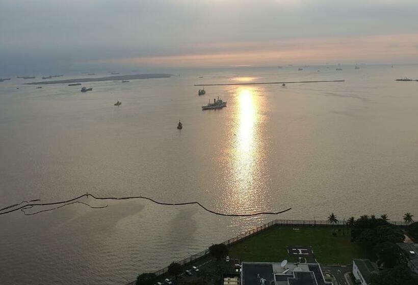 Manila Bay Front Delux Pearl Of The Orient