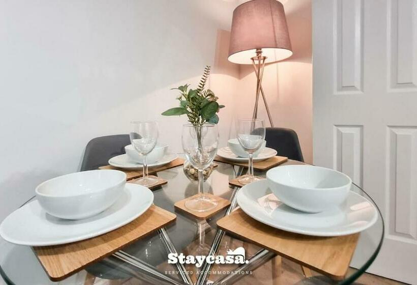 Stunning 2bdr Super King Suite Near City Centre