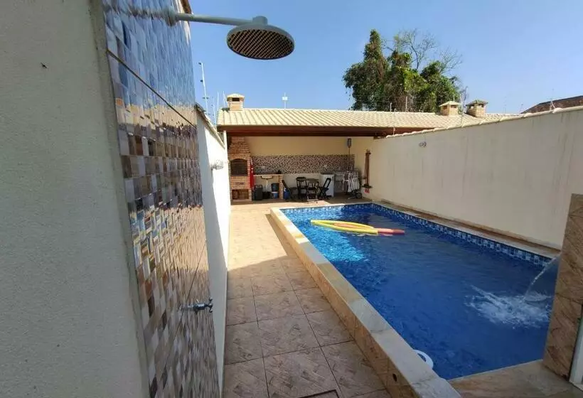 Casa Nova Na Praia Com Piscina E área De Churrasco