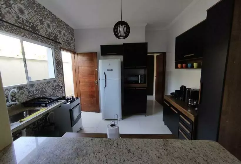 Casa Nova Na Praia Com Piscina E área De Churrasco