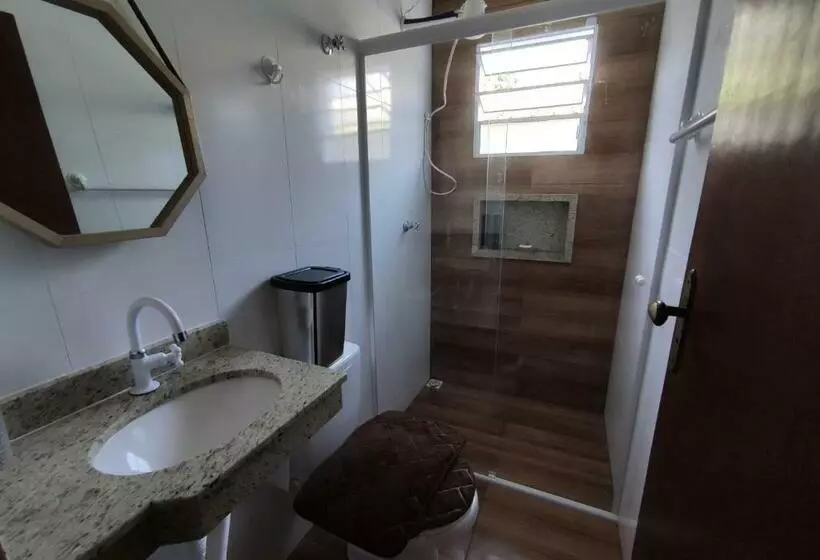 Casa Nova Na Praia Com Piscina E área De Churrasco