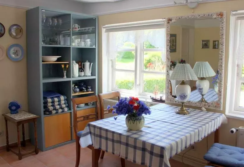 Im Feriengarten Ferienwohnung Eg
