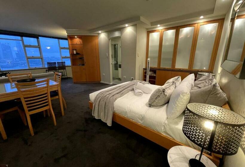 Kozyguru Mcmahons Point Amazing Water View Studio + Free Parking Nmp002