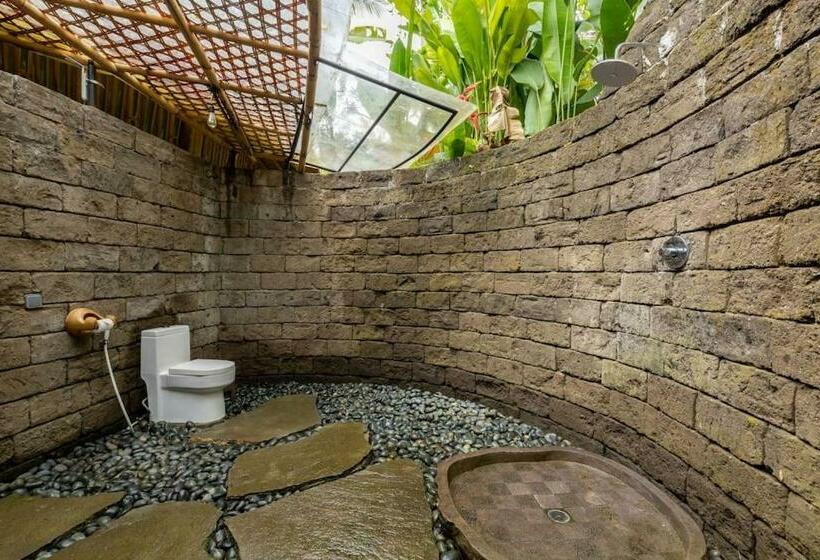 Pondok Indah   2 Bds Eco Bamboo House, Garden