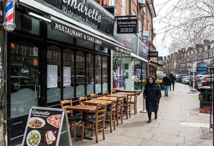 Beautiful 1bd Garden Flat In Golders Green