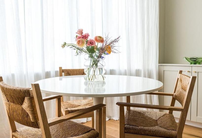 Beautiful 1bd Garden Flat In Golders Green