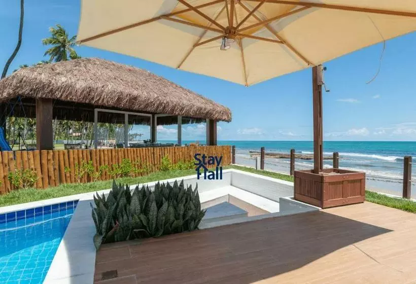 Casa Beira Mar De 8 Quartos Com Piscina Privativa E Cozinheira   Sh024e025