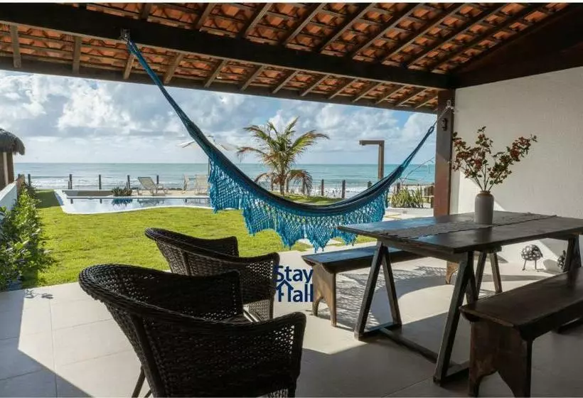 Casa Beira Mar De 8 Quartos Com Piscina Privativa E Cozinheira   Sh024e025