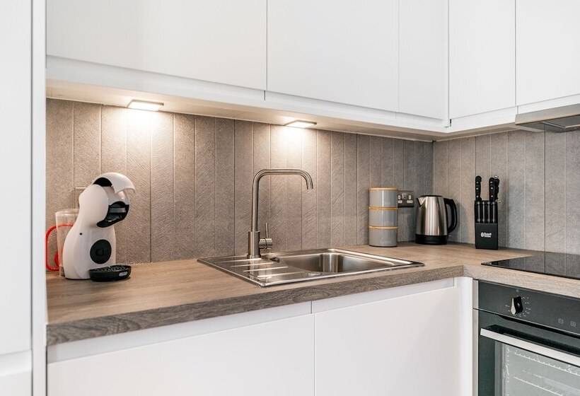 Citystay   Finch House