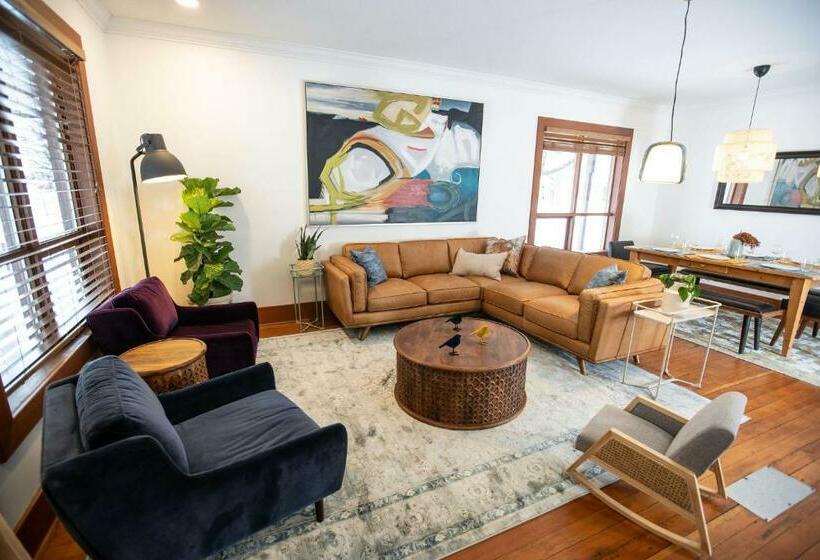 Mackenzie House By Revelstoke Vacations