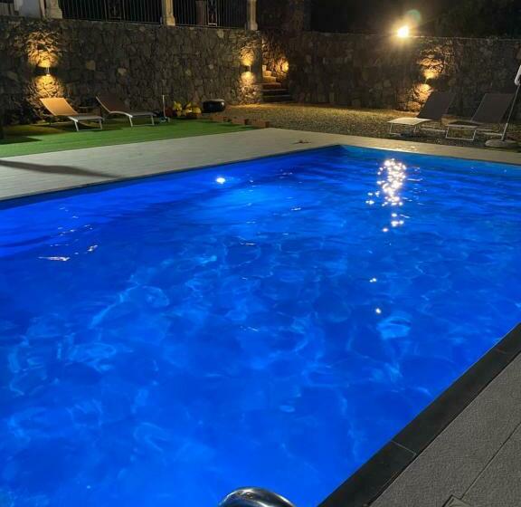 Vittoria Holidays Home2