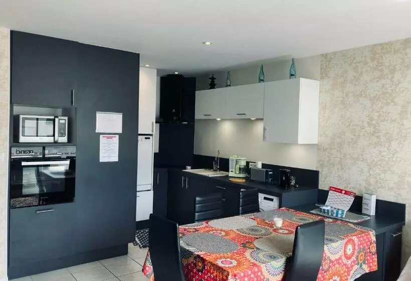 Standing, Luminosité à 100m De La Mer, T3 Prestige