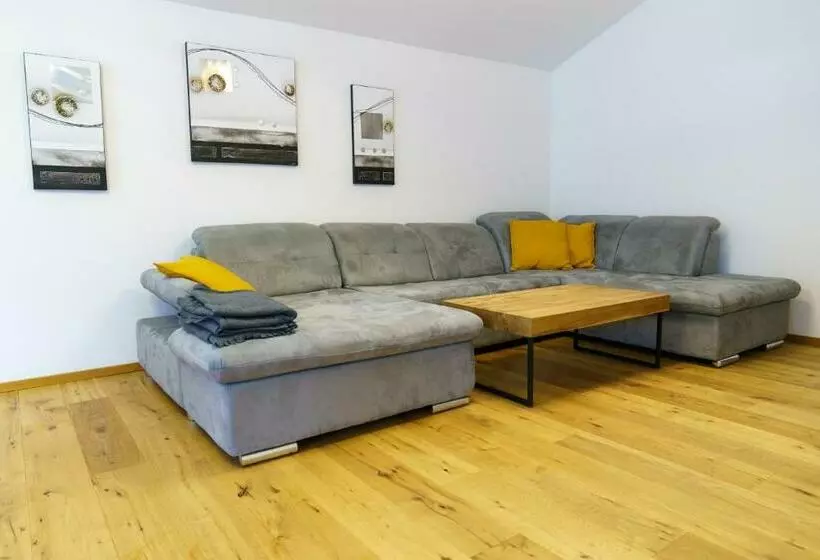 Luxescape Chalet Apartement Almzeit Skifahren Langlauf Traumaussicht Sauna Naturschutzgebiet