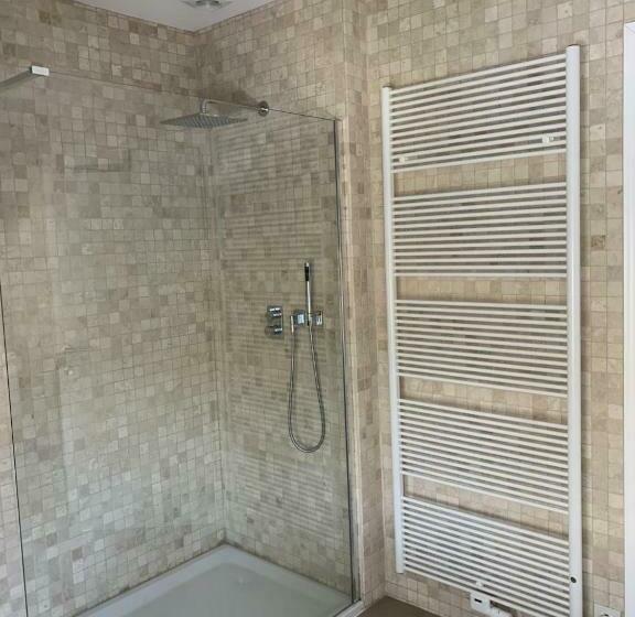 Un Toit Sur Les Monts