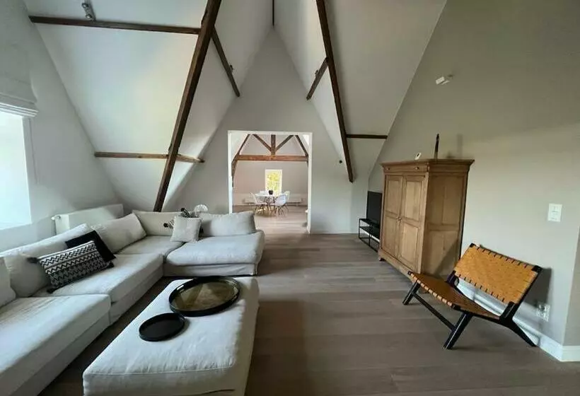 Un Toit Sur Les Monts