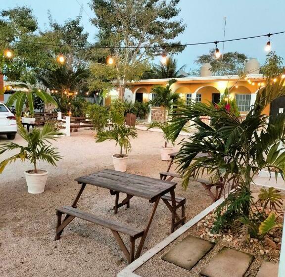 Villa Gabriela Eden Restaurant Bikes Familiar