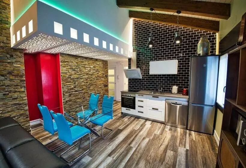 Apartamentos Valle De Ordesa Torla