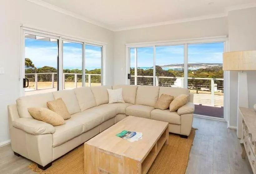 Aria Emu Bay Seaside Ki@43