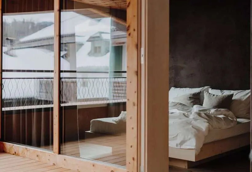 Atto Suites & Cuisine