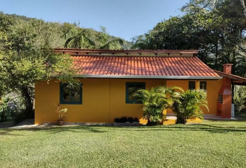 Recanto Em Meio A Natureza E Próximo A Praia