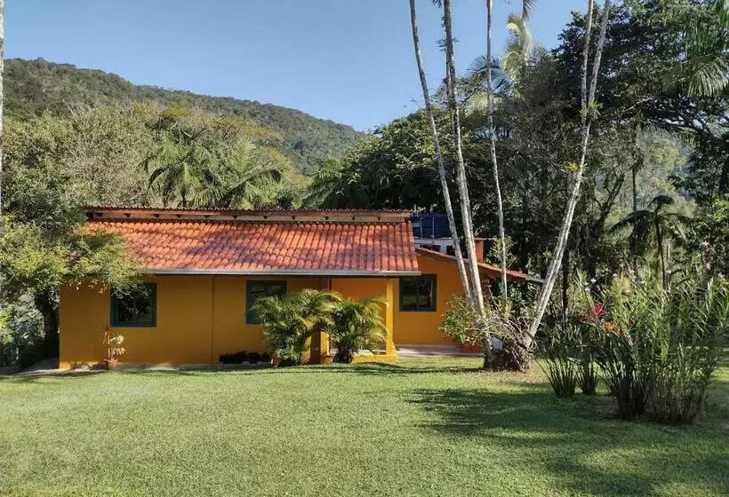 Recanto Em Meio A Natureza E Próximo A Praia