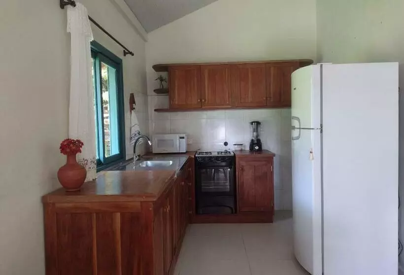 Recanto Em Meio A Natureza E Próximo A Praia